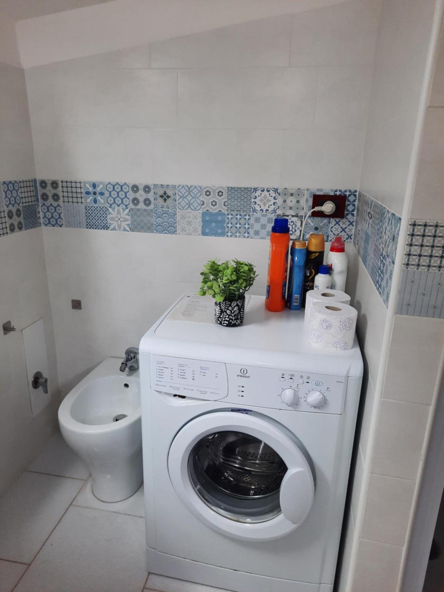 Torre Del Meridiano Casa Vacanze Centrale 泰尔莫利 外观 照片